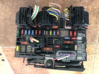 bontott PEUGEOT 407 Biztosítéktábla Motortér