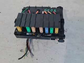 bontott PEUGEOT 407 Biztosítéktábla Motortér