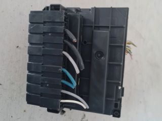 bontott PEUGEOT 407 Biztosítéktábla Motortér