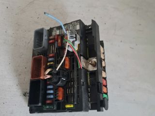 bontott PEUGEOT 407 Biztosítéktábla Motortér