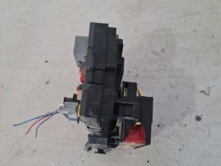 bontott PEUGEOT 407 Biztosítéktábla Motortér