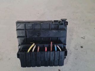 bontott PEUGEOT 407 Biztosítéktábla Motortér