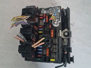bontott PEUGEOT 407 Biztosítéktábla Motortér