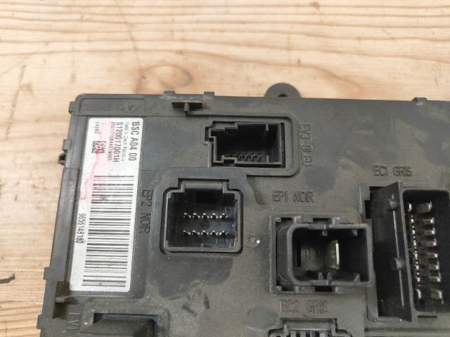 bontott PEUGEOT 407 Biztosítéktábla Motortér