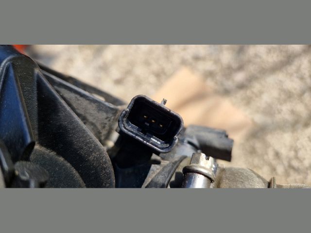 bontott PEUGEOT 407 Fojtószelep (Elektromos)