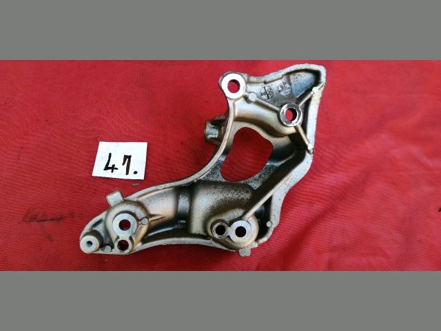 bontott PEUGEOT 407 Generátor Tartó Bak