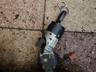 bontott PEUGEOT 407 Gyújtáskapcsoló