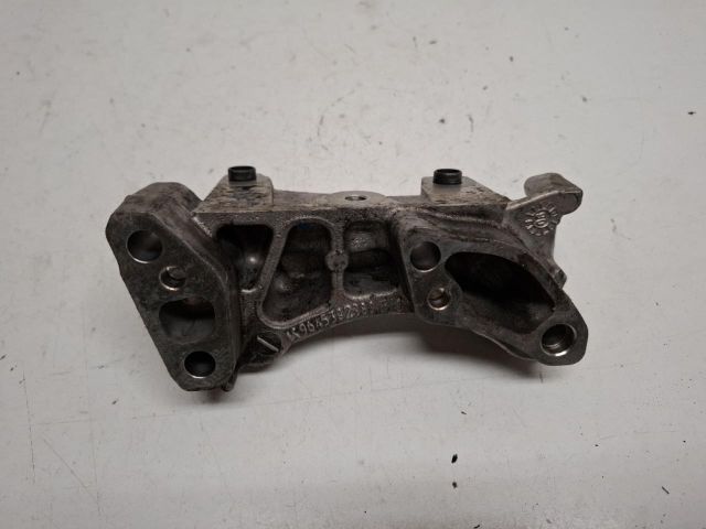 bontott PEUGEOT 407 Motor Tartó Bak (Fém)