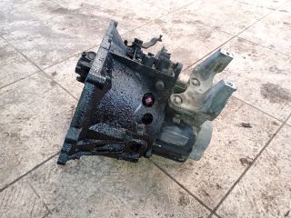 bontott PEUGEOT 407 Váltó (Mechanikus)