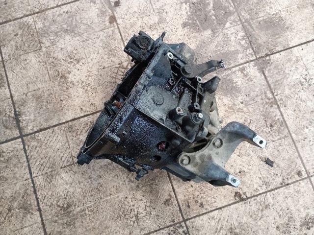 bontott PEUGEOT 407 Váltó (Mechanikus)