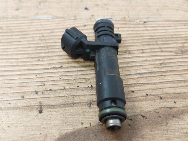 bontott PEUGEOT 407 Porlasztó (1 db)