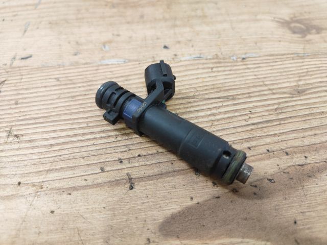 bontott PEUGEOT 407 Porlasztó (1 db)