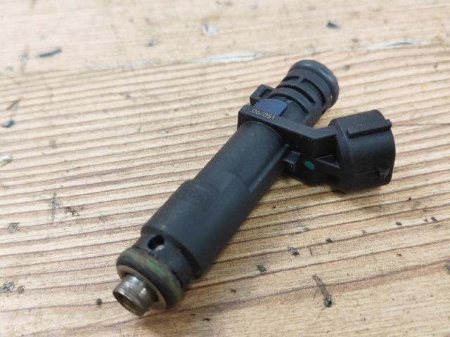 bontott PEUGEOT 407 Porlasztó (1 db)