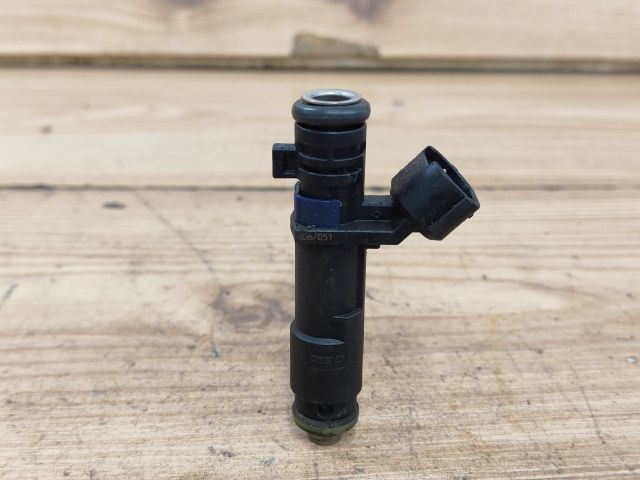 bontott PEUGEOT 407 Porlasztó (1 db)