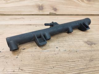 bontott PEUGEOT 407 Porlasztó Sor / Híd