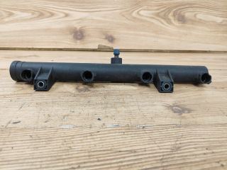 bontott PEUGEOT 407 Porlasztó Sor / Híd