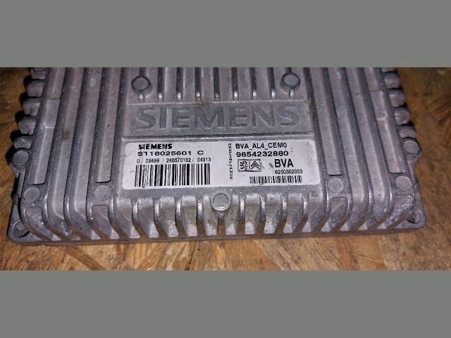 bontott PEUGEOT 407 Automata Váltó Elektronika