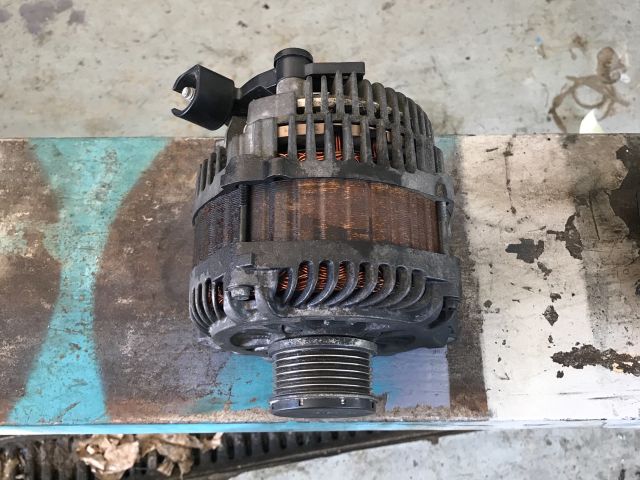 bontott PEUGEOT 407 Generátor