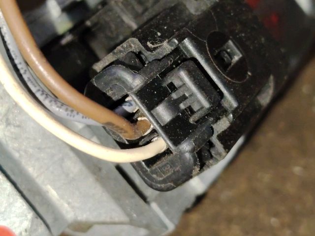 bontott PEUGEOT 407 Gyújtáskapcsoló