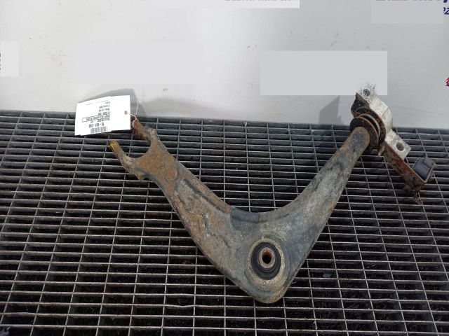 bontott PEUGEOT 407 Bal első Lengőkar