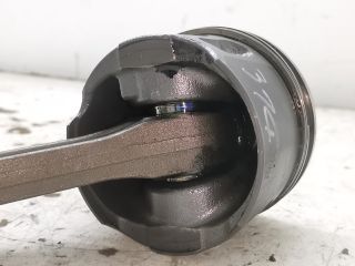 bontott PEUGEOT 407 Dugattyú és Hajtókar