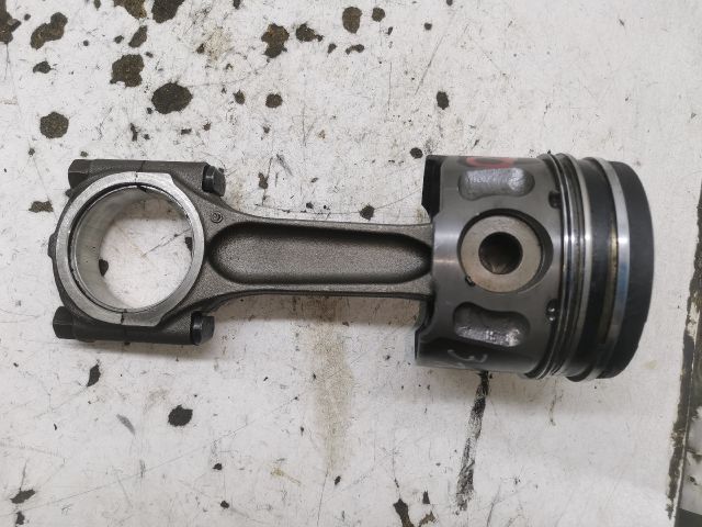 bontott PEUGEOT 407 Dugattyú és Hajtókar