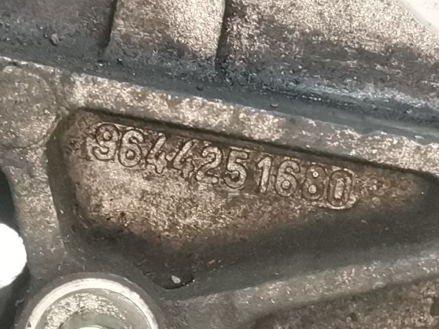 bontott PEUGEOT 407 Első Főtengely Szimmeringház