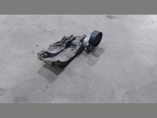 bontott PEUGEOT 407 Generátor Tartó Bak