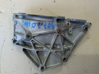 bontott PEUGEOT 407 Generátor Tartó Bak