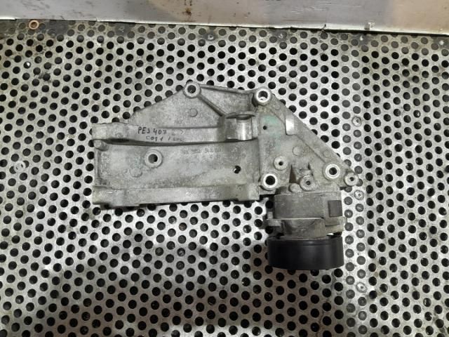 bontott PEUGEOT 407 Generátor Tartó Bak