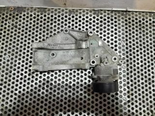 bontott PEUGEOT 407 Generátor Tartó Bak