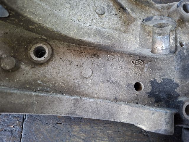 bontott PEUGEOT 407 Generátor Tartó Bak