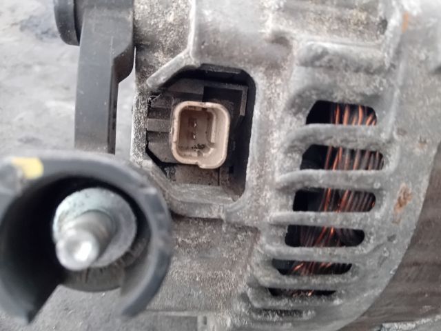 bontott PEUGEOT 407 Generátor