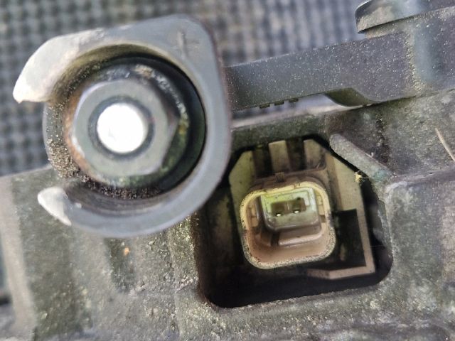 bontott PEUGEOT 407 Generátor