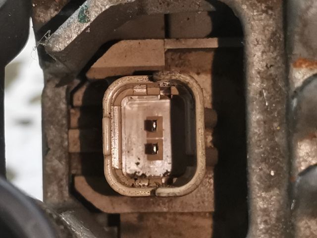 bontott PEUGEOT 407 Generátor