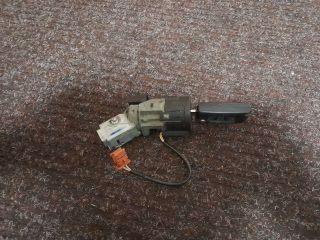 bontott PEUGEOT 407 Gyújtáskapcsoló Házzal