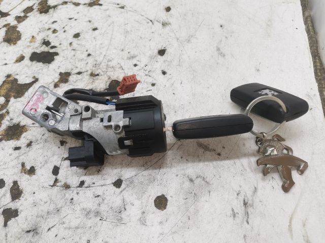 bontott PEUGEOT 407 Gyújtáskapcsoló