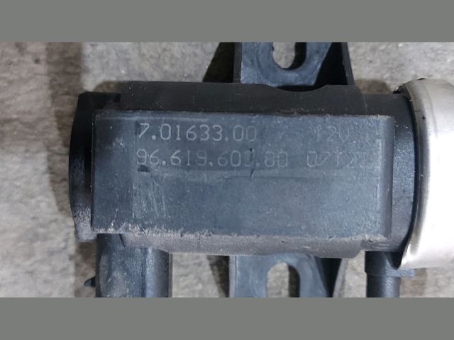 bontott PEUGEOT 407 Lefújószelep