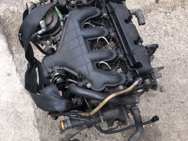 bontott PEUGEOT 407 Motor (Fűzött blokk hengerfejjel)