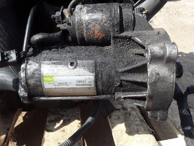 bontott PEUGEOT 407 Motor (Fűzött blokk hengerfejjel)