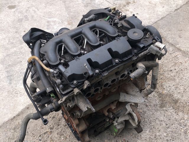 bontott PEUGEOT 407 Motor (Fűzött blokk hengerfejjel)