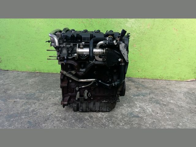 bontott PEUGEOT 407 Motor (Fűzött blokk hengerfejjel)