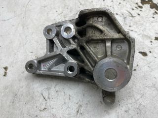 bontott PEUGEOT 407 Motor Tartó Bak (Fém)