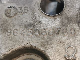 bontott PEUGEOT 407 Motor Tartó Bak (Fém)