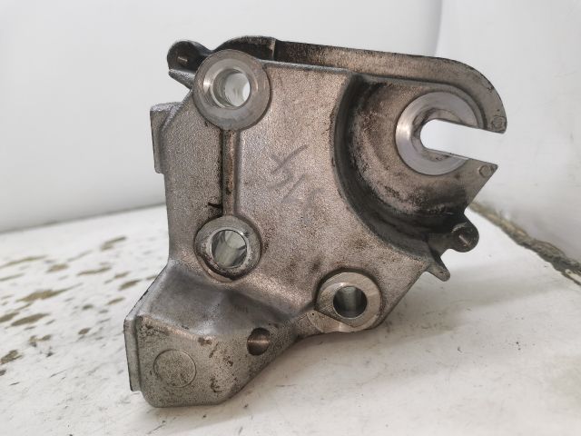 bontott PEUGEOT 407 Motor Tartó Bak (Fém)