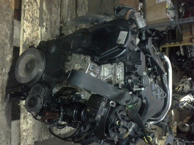 bontott PEUGEOT 407 Olajbeöntő Sapka