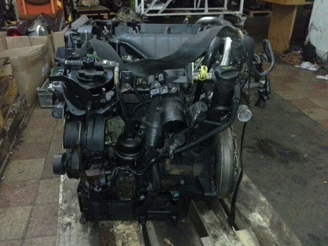 bontott PEUGEOT 407 Olajbeöntő Sapka