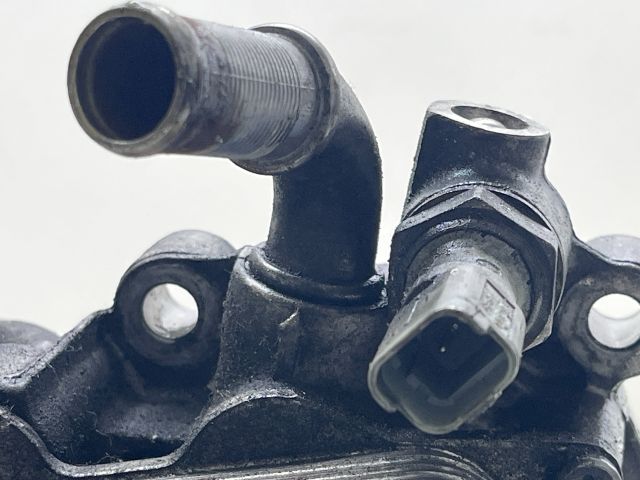 bontott PEUGEOT 407 Olajszűrő Ház