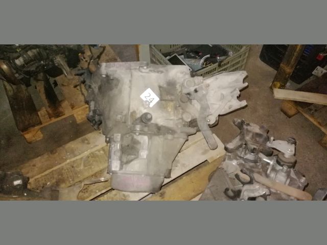 bontott PEUGEOT 407 Váltó (Mechanikus)