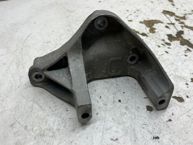 bontott PEUGEOT 407 Váltó Tartó Bak (Pozíciófüggetlen)